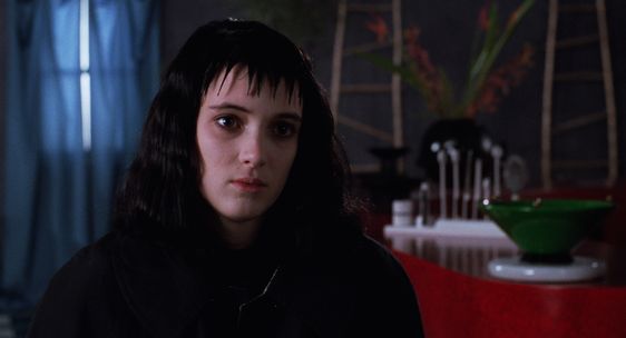 Why Lydia Deetz from 'Beetlejuice' is Forever My Goth Girl Hero - Bloody  Disgusting