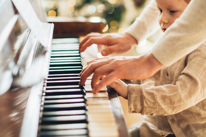 How to Introduce Music to Your Child